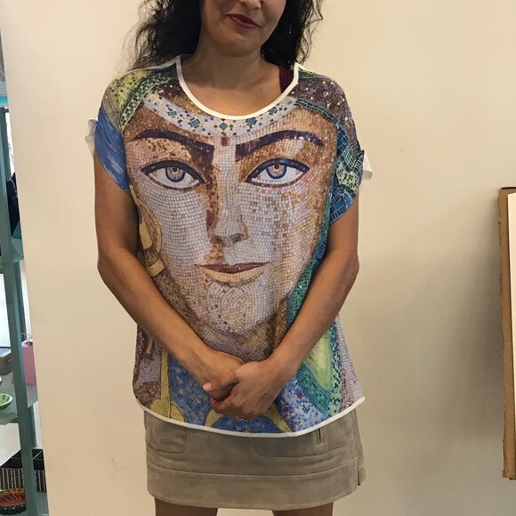 Tunisian Mosaic Blouse – Rare VIDA × Noora Elkoussy Collaboration - Size M - Picture 4 of 8